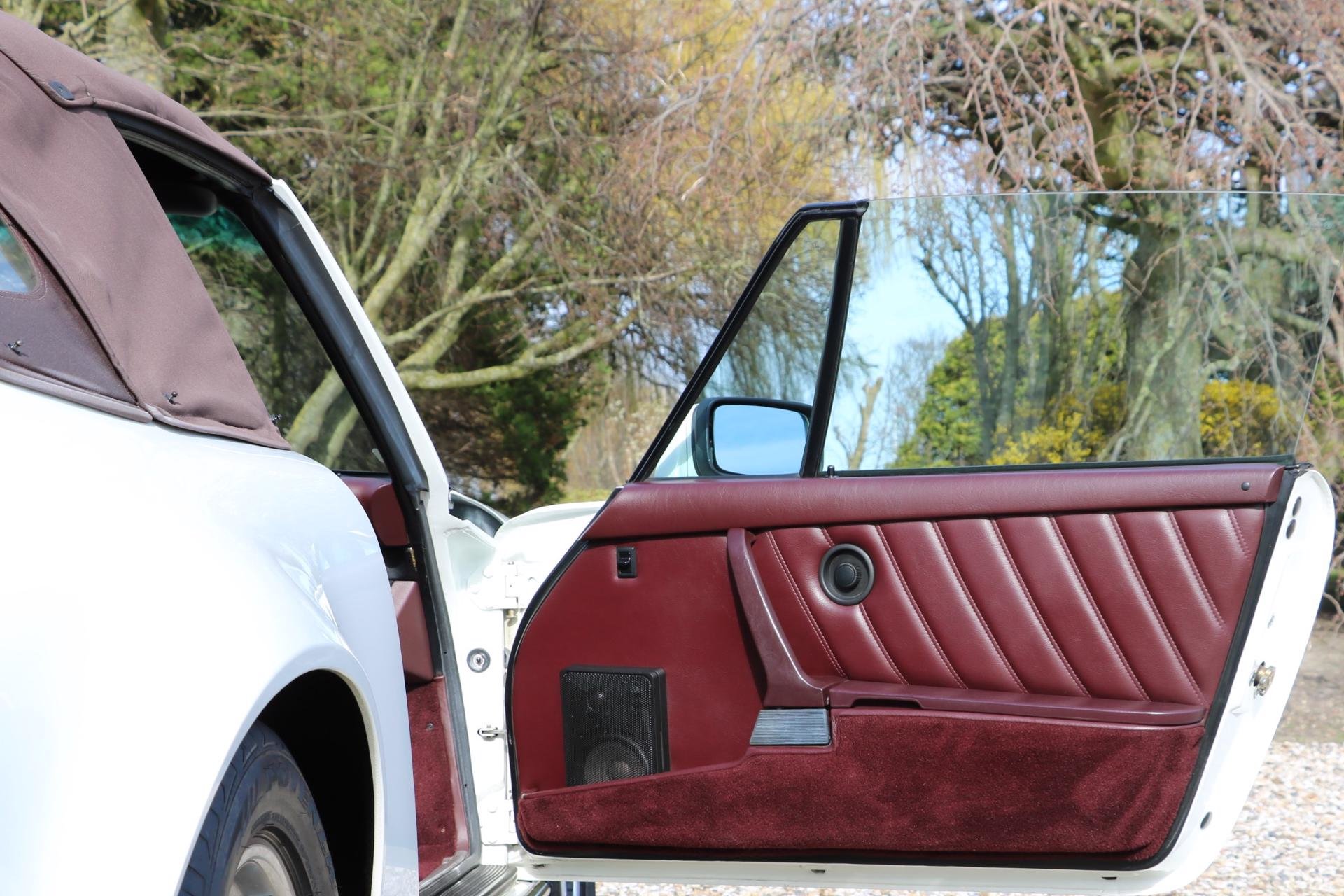 Real Art on Wheels | Porsche 911 Carrera 3.2 Cabriolet