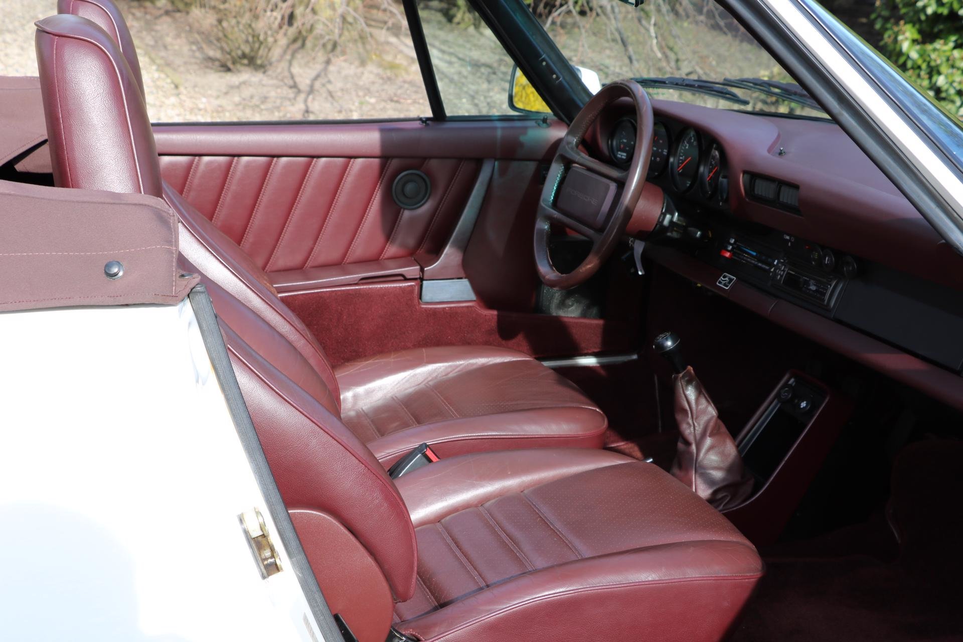 Real Art on Wheels | Porsche 911 Carrera 3.2 Cabriolet