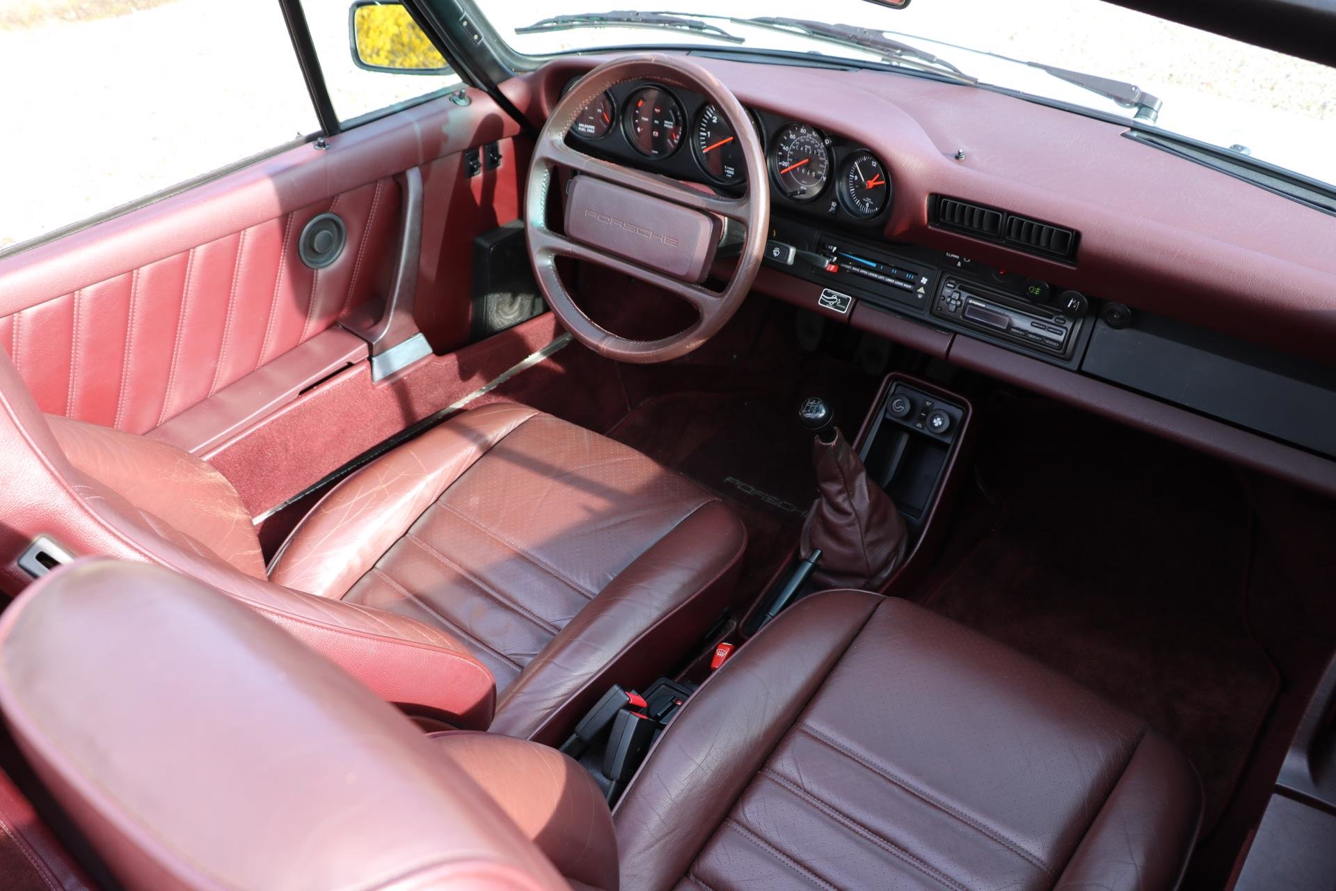 Real Art on Wheels | Porsche 911 Carrera 3.2 Cabriolet