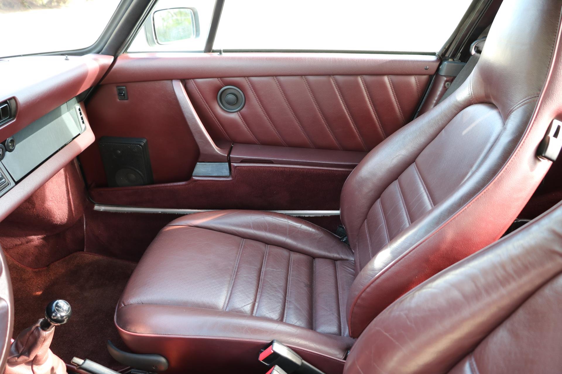 Real Art on Wheels | Porsche 911 Carrera 3.2 Cabriolet