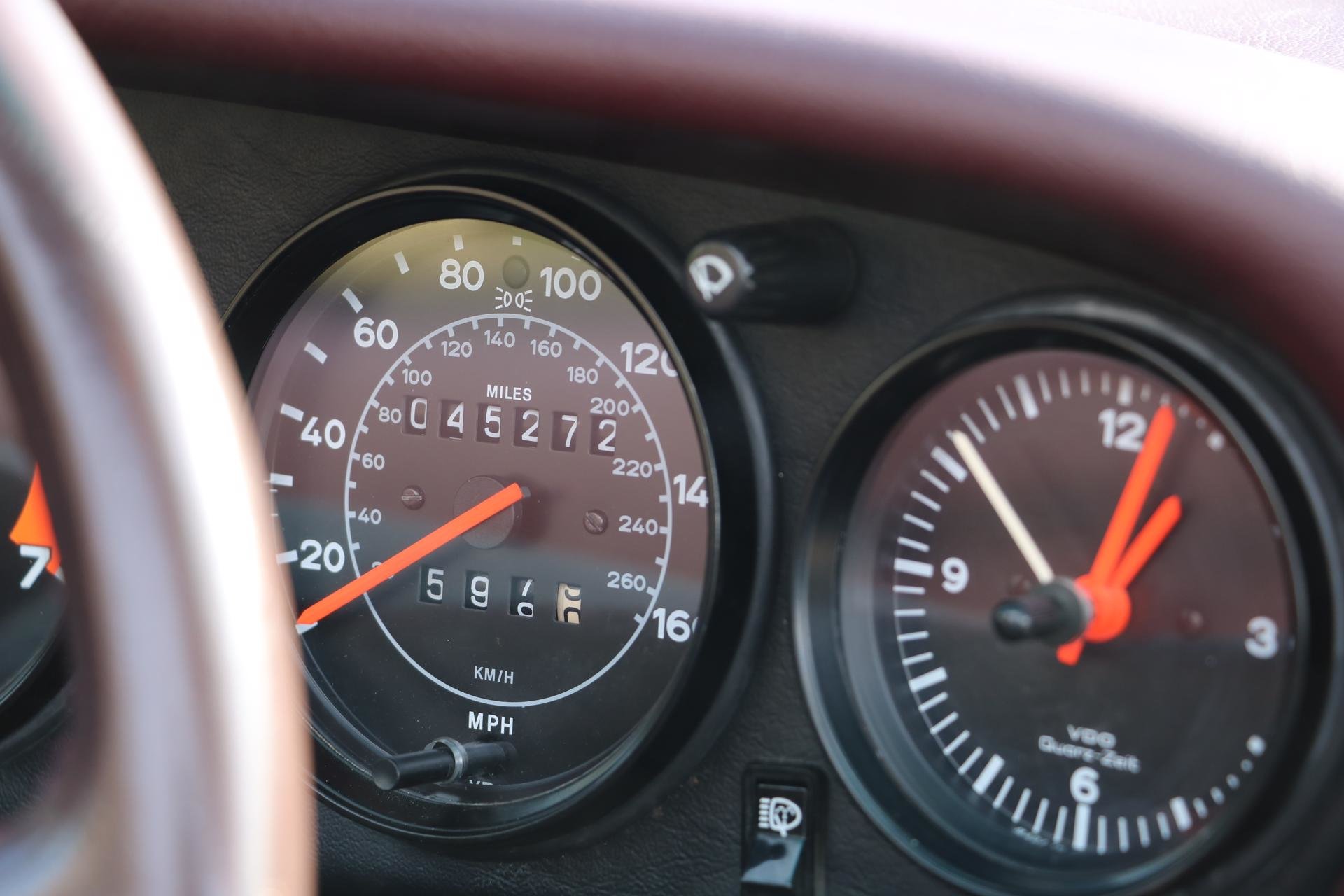 Real Art on Wheels | Porsche 911 Carrera 3.2 Cabriolet