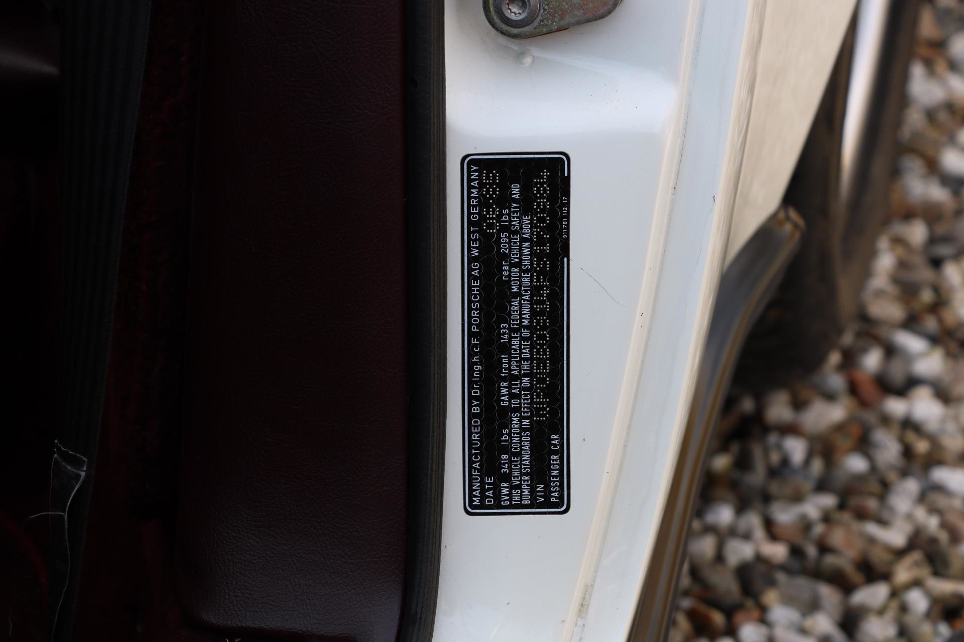 Real Art on Wheels | Porsche 911 Carrera 3.2 Cabriolet