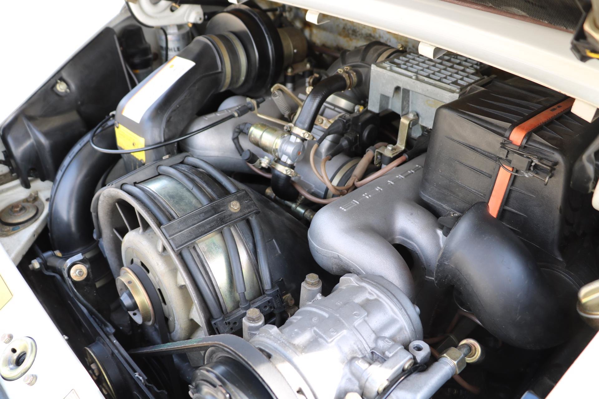 Real Art on Wheels | Porsche 911 Carrera 3.2 Cabriolet