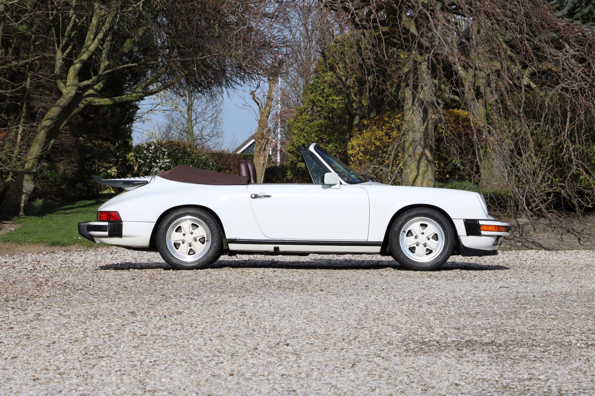 Real Art on Wheels | Porsche 911 Carrera 3.2 Cabriolet