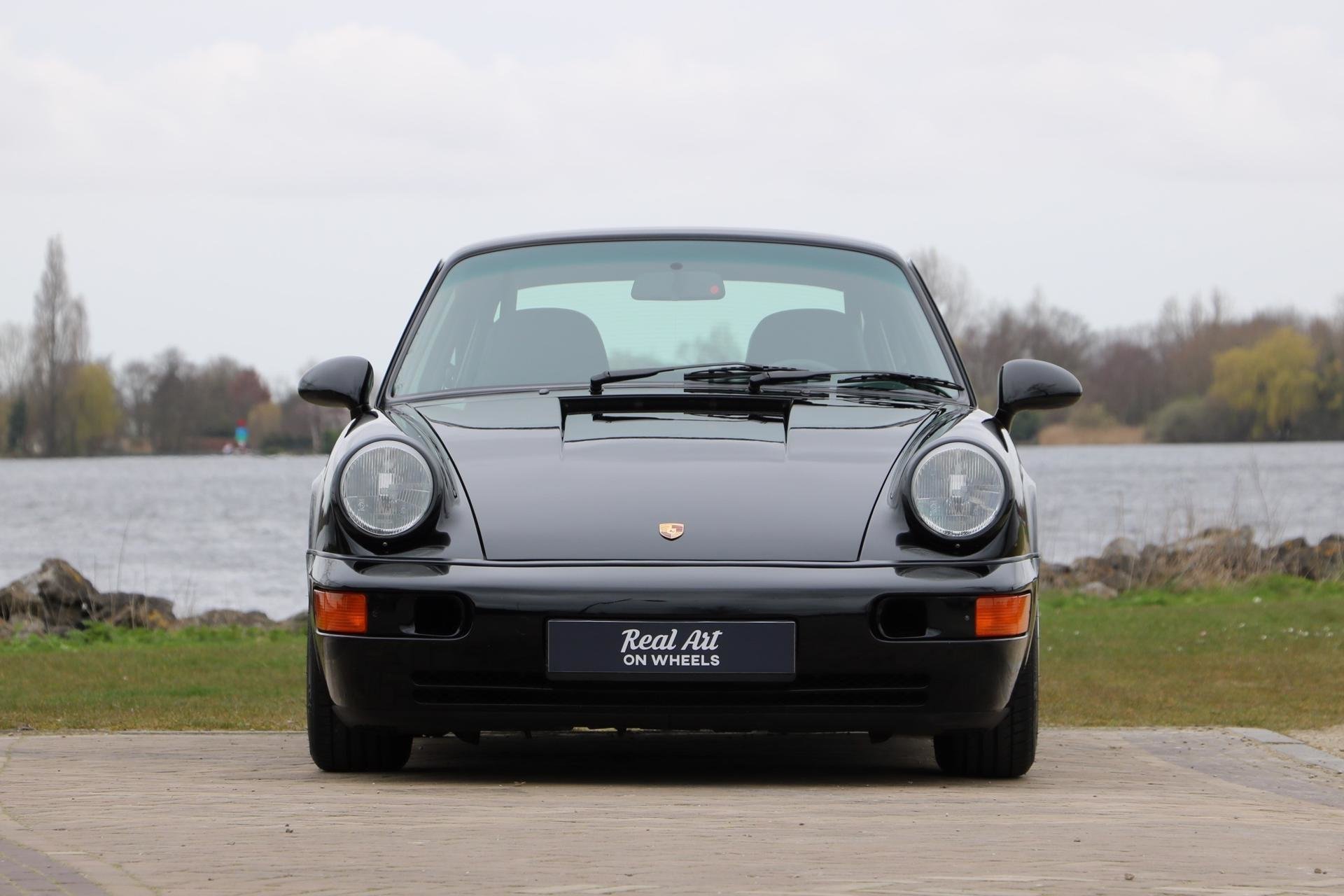 Real Art on Wheels | Porsche 964RS