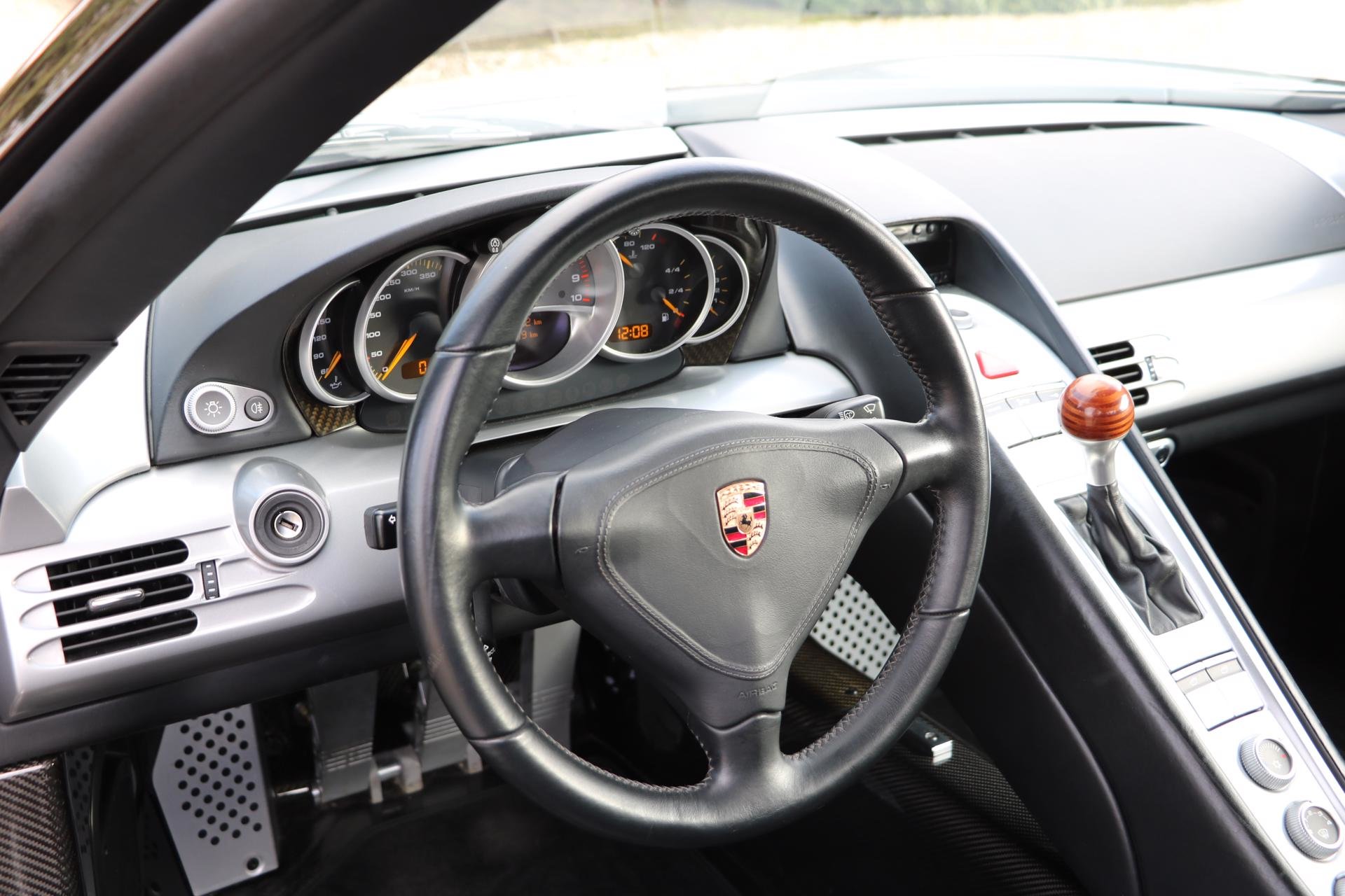 Real Art on Wheels | Porsche Carrera GT