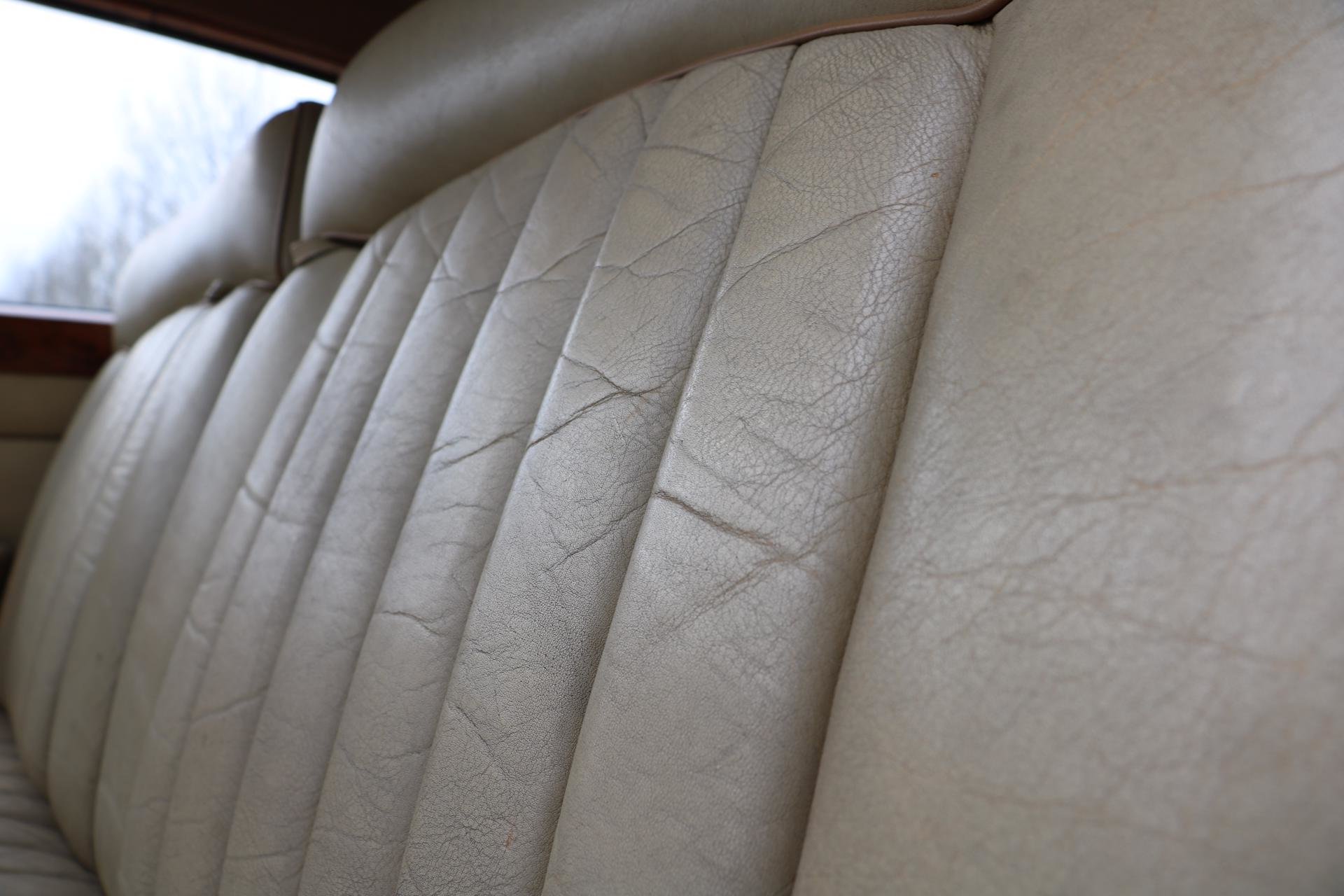 Real Art on Wheels | Rolls-Royce Silver Cloud DHC