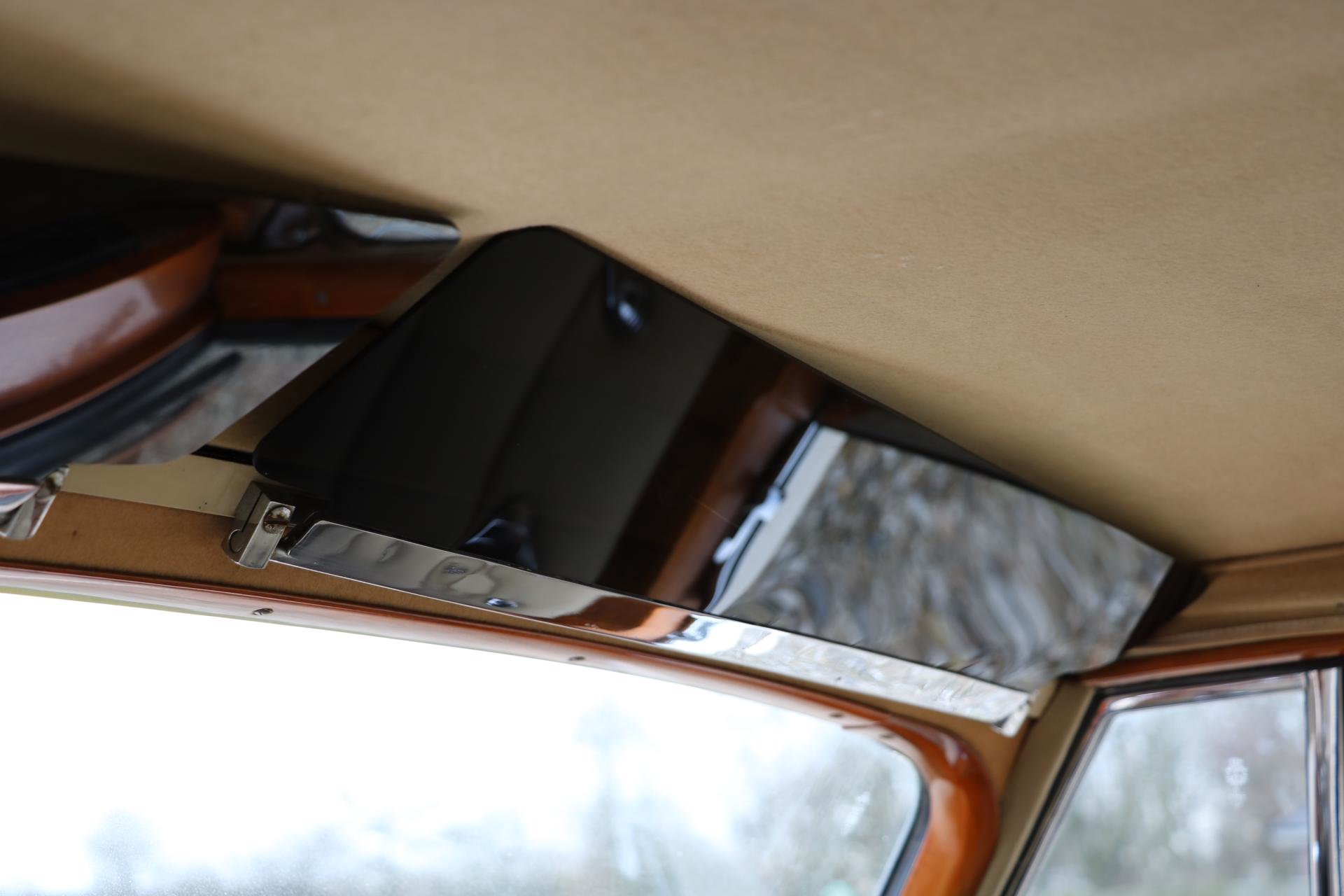 Real Art on Wheels | Rolls-Royce Silver Cloud DHC