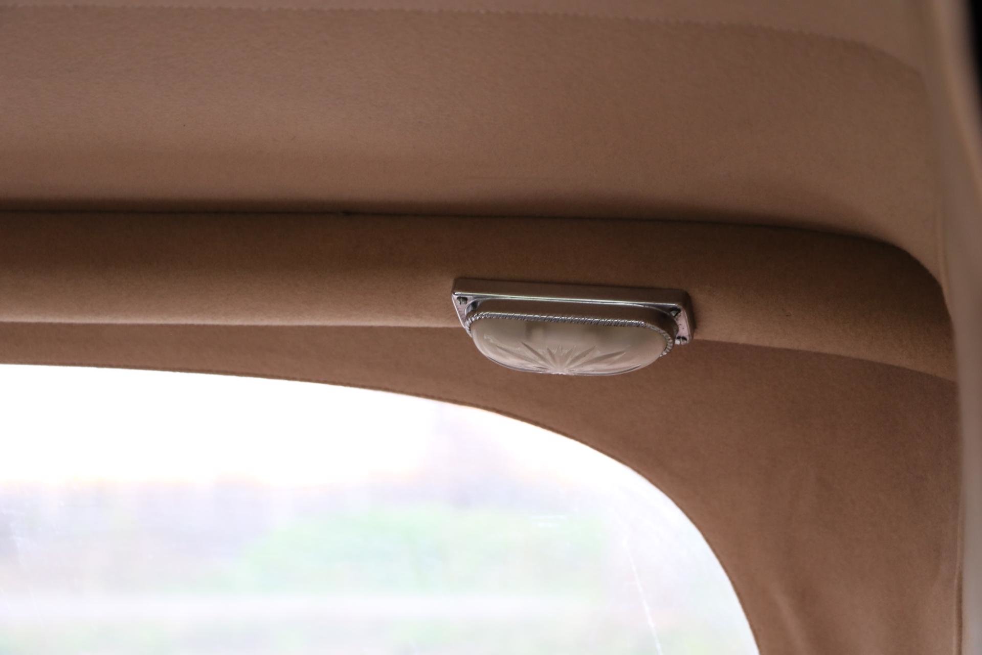 Real Art on Wheels | Rolls-Royce Silver Cloud DHC