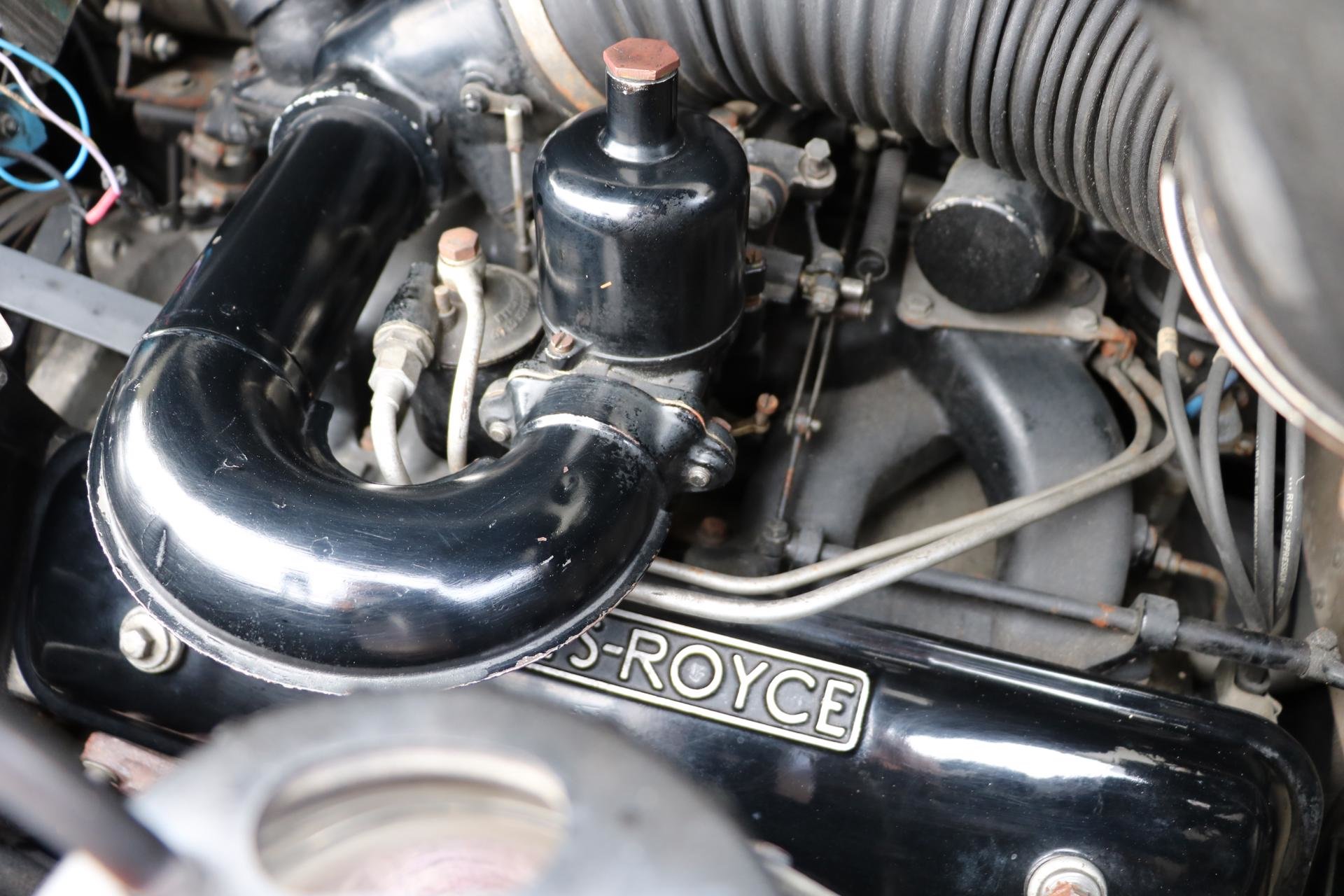 Real Art on Wheels | Rolls-Royce Silver Cloud DHC