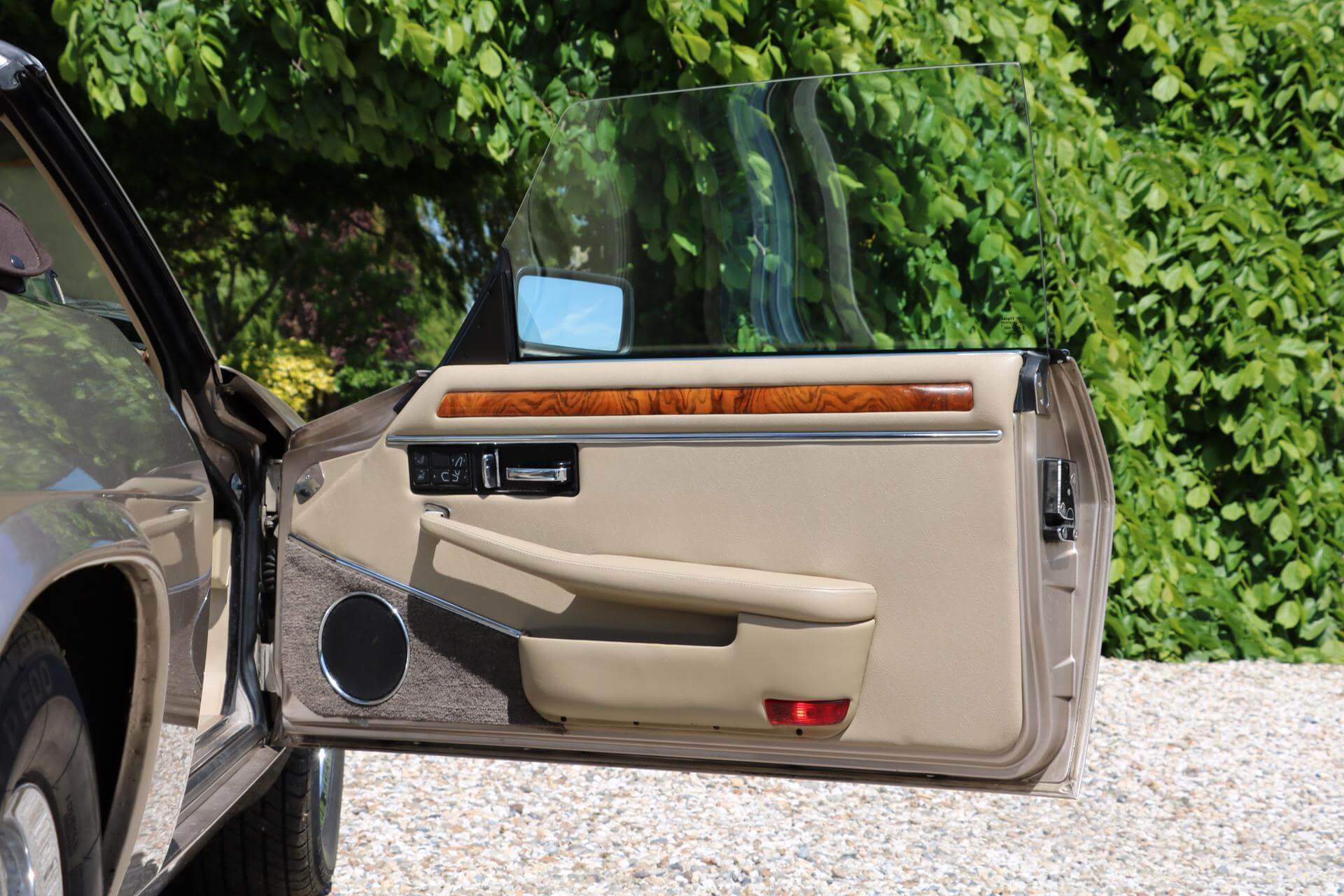 Real Art on Wheels | Jaguar XJS Convertible