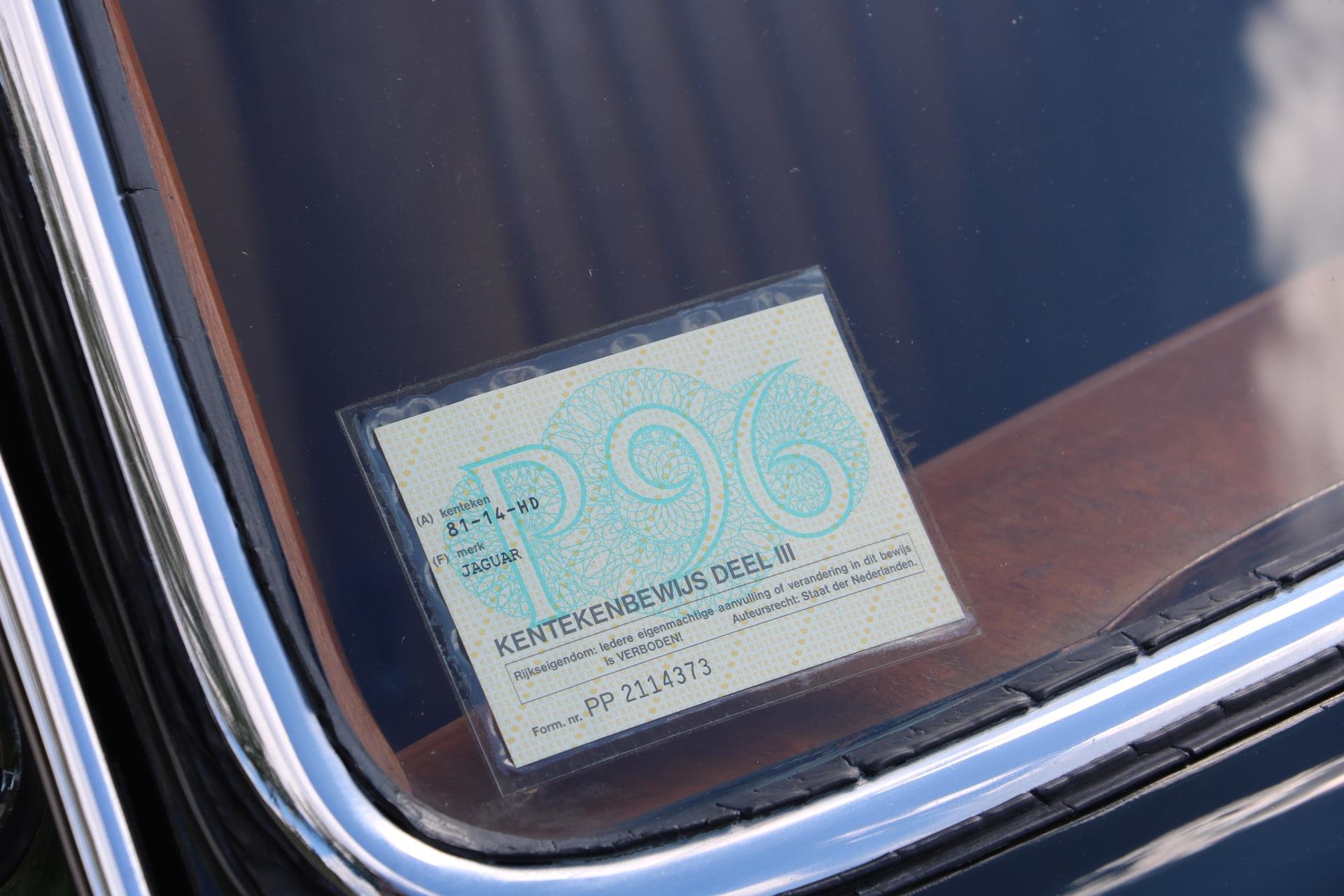 Real Art on Wheels | Jaguar Mark II 340