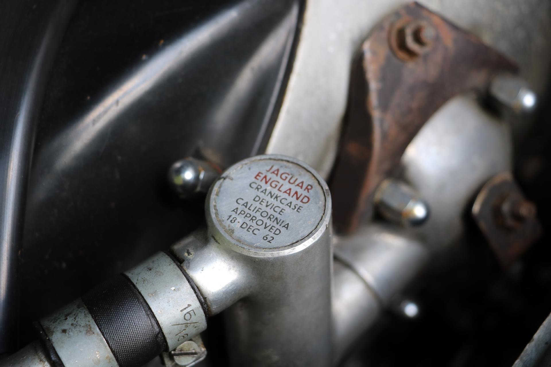 Real Art on Wheels | Jaguar Mark II 340