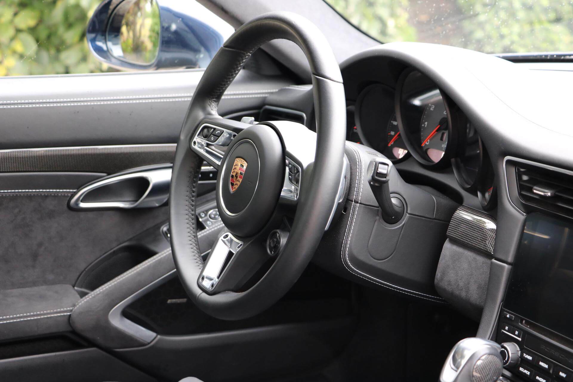 Real Art on Wheels | Porsche 991 GTS