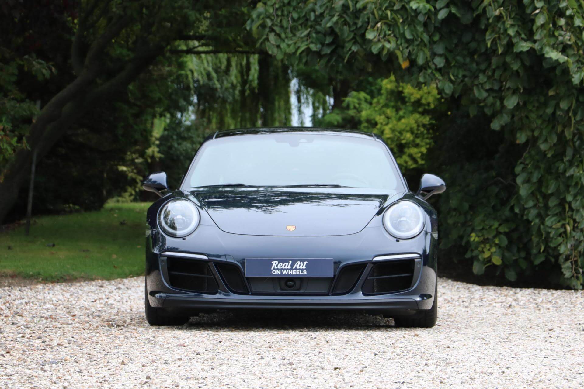 Real Art on Wheels | Porsche 991 GTS