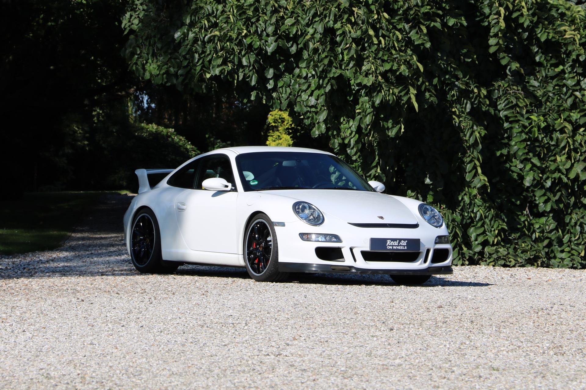 Real Art on Wheels | Porsche 997 GT3
