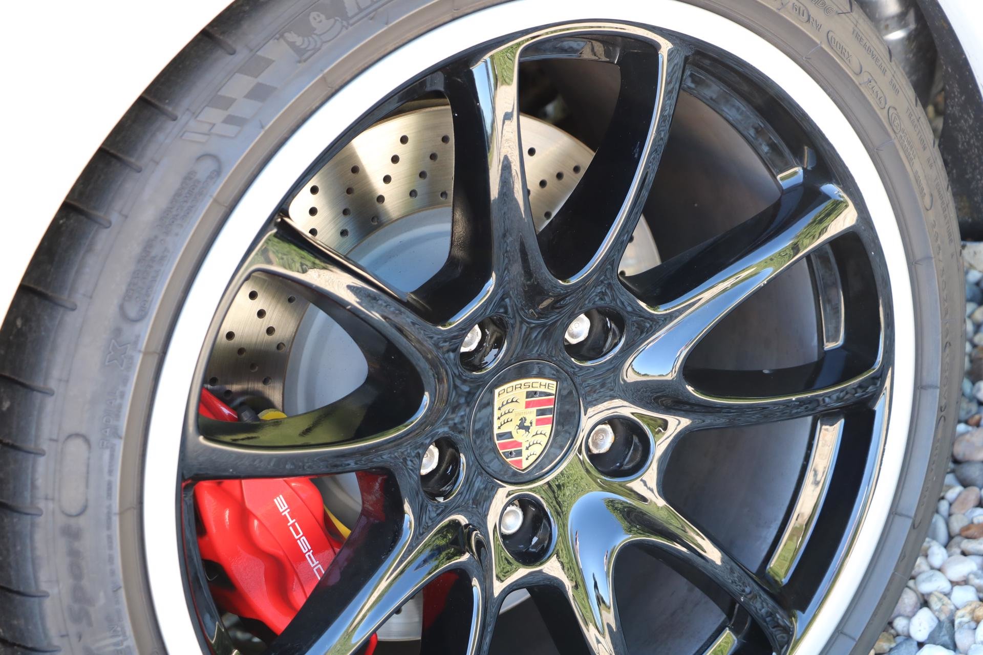 Real Art on Wheels | Porsche 997 GT3