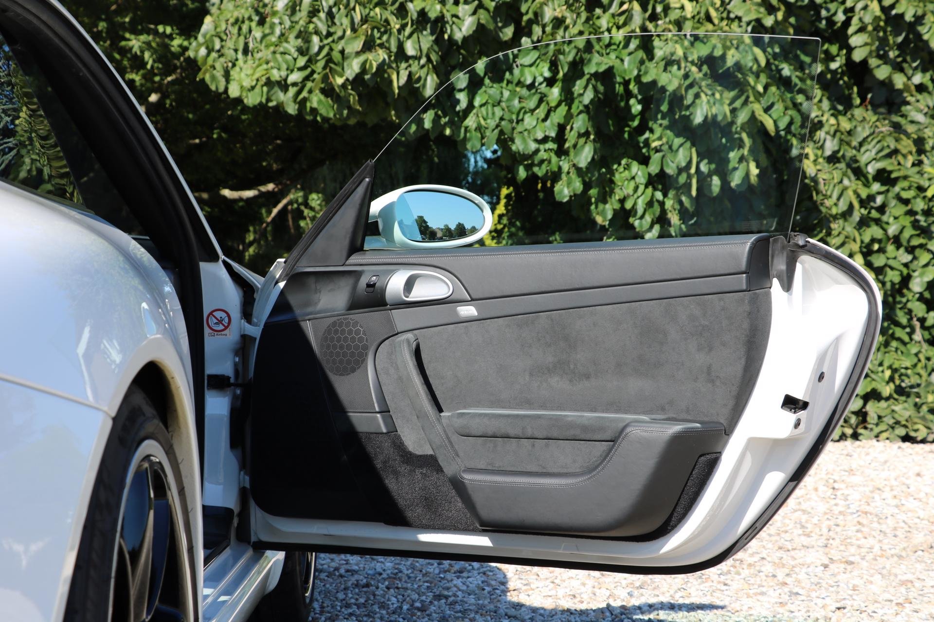 Real Art on Wheels | Porsche 997 GT3