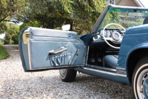 Real Art on Wheels | Mercedes-Benz 280 SL