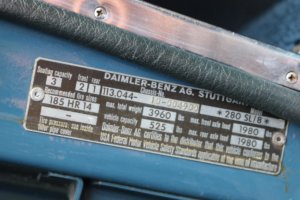 Real Art on Wheels | Mercedes-Benz 280 SL