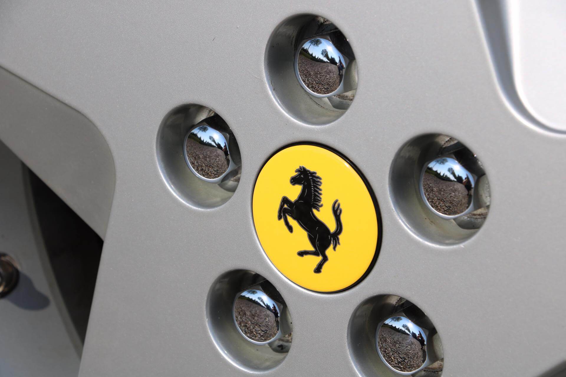 Real Art on Wheels | Ferrari 348 TB Bianco