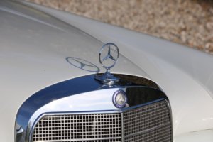 Real Art on Wheels | Mercedes-Benz 250 SE Cabriolet