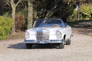 Real Art on Wheels | Mercedes-Benz 250 SE Cabriolet