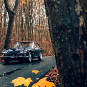 Real Art on Wheels | Ferrari 330 GT 2+2 Christmas Ferrari