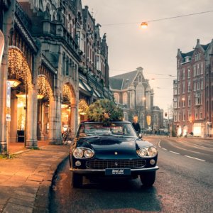 Real Art on Wheels | Ferrari 330 GT 2+2 Christmas Ferrari