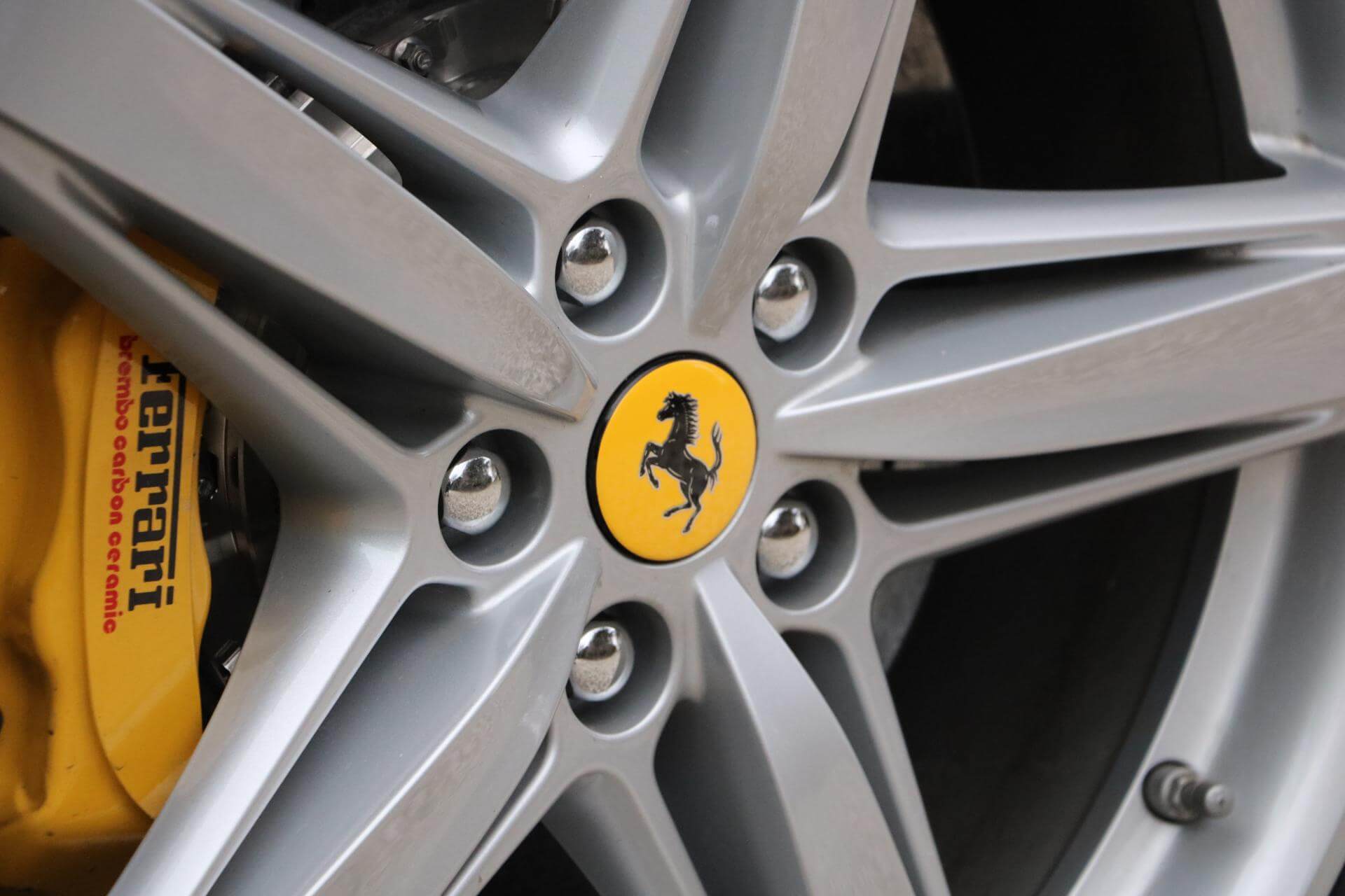 Real Art on Wheels | Ferrari F12