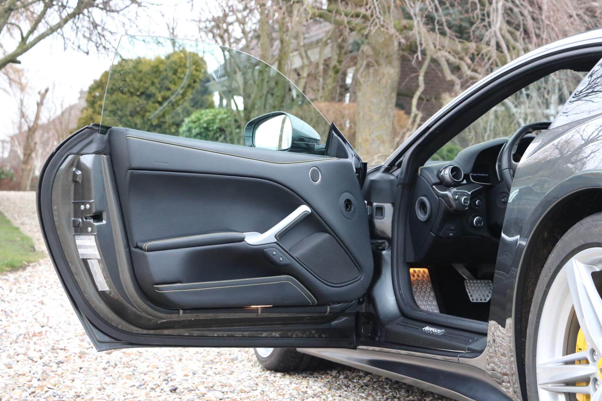 Real Art on Wheels | Ferrari F12