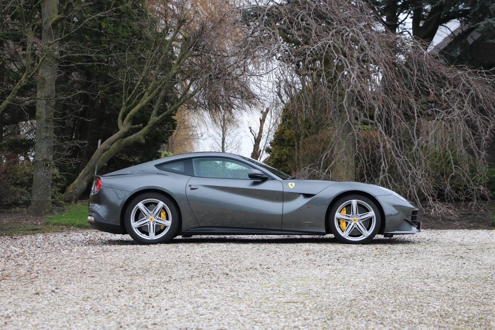 Real Art on Wheels | Ferrari F12