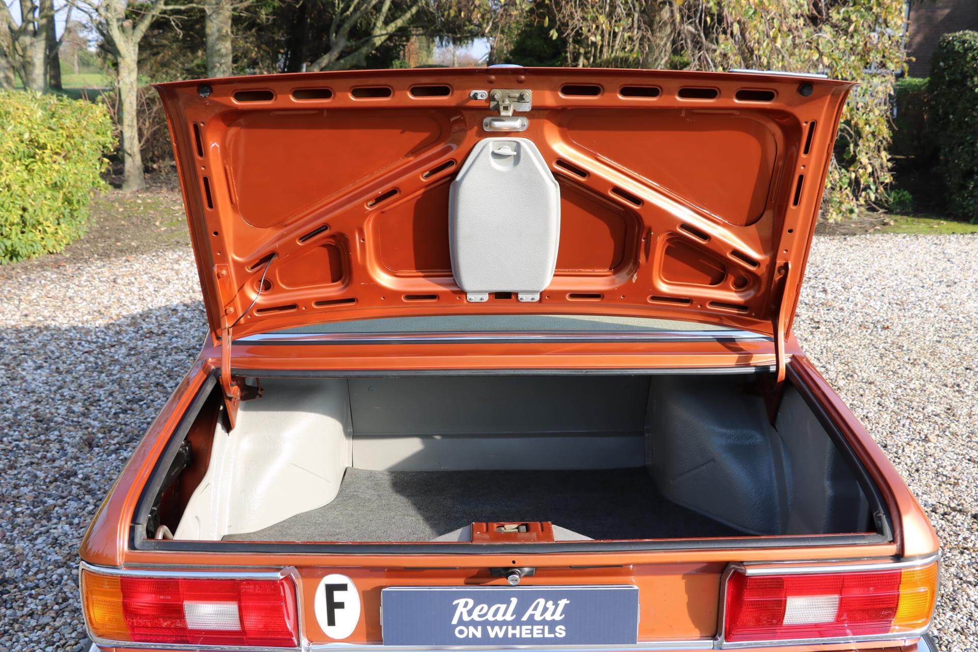 Real Art on Wheels | 1978 BMW 520