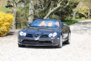 Real Art on Wheels | Mercedes-Benz SLR McLaren Roadster