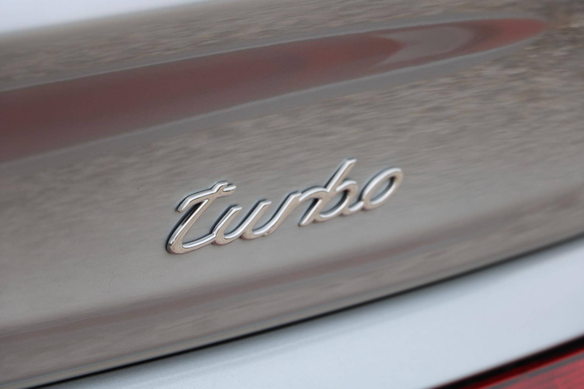 Real Art on Wheels | Porsche 993 Turbo