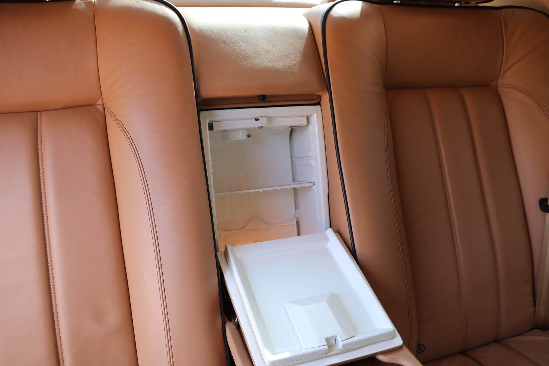 Real Art on Wheels | Bentley Arnage RL