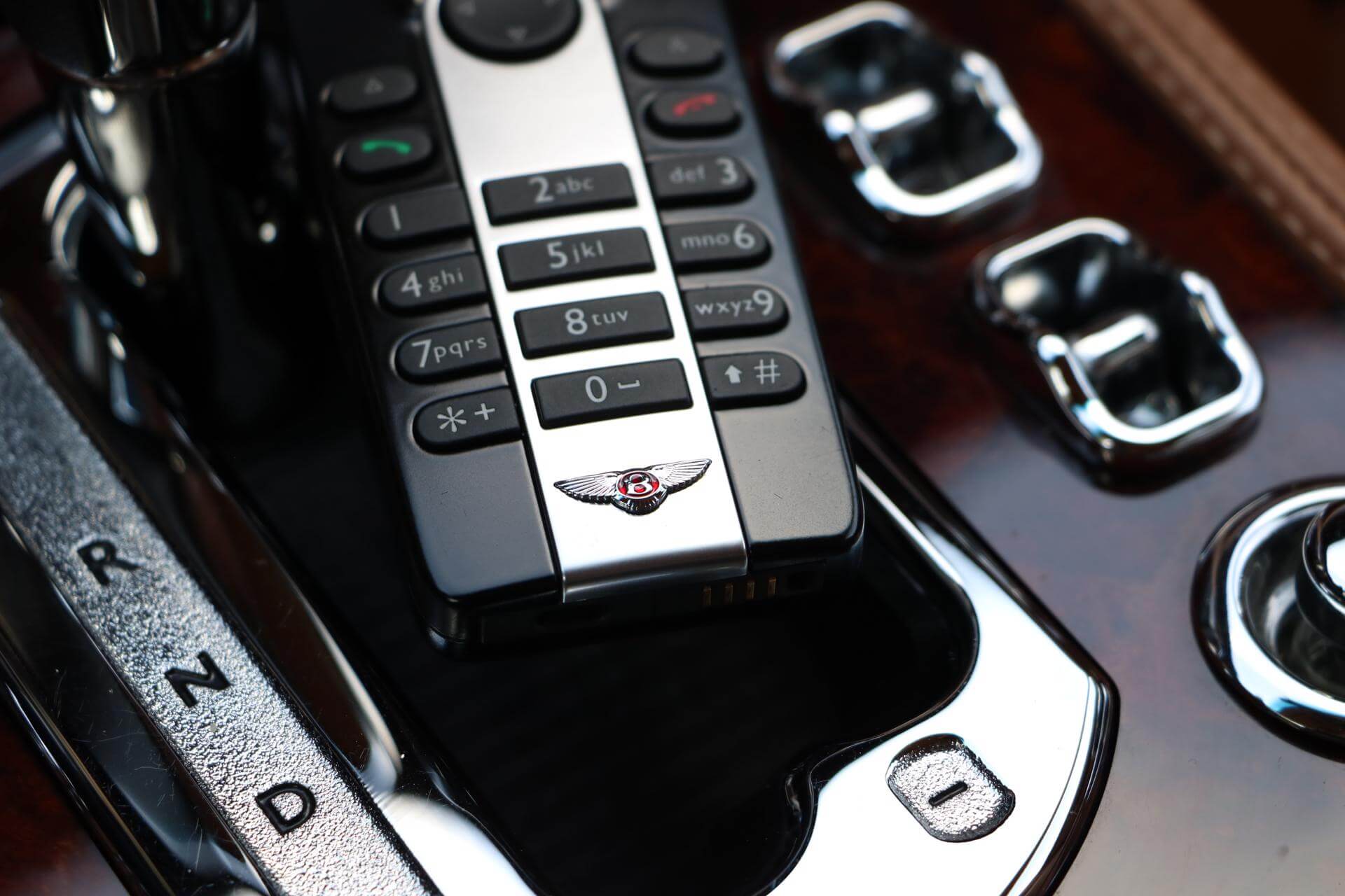 Real Art on Wheels | Bentley Arnage RL