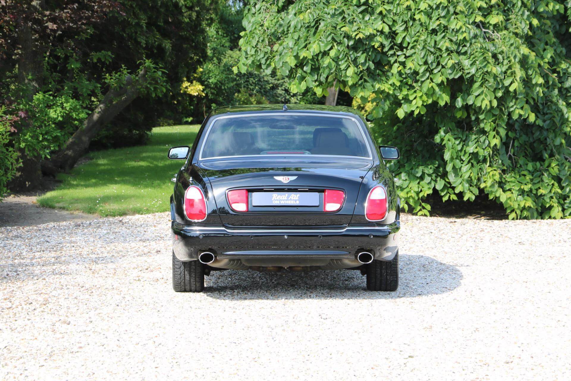 Real Art on Wheels | Bentley Arnage RL