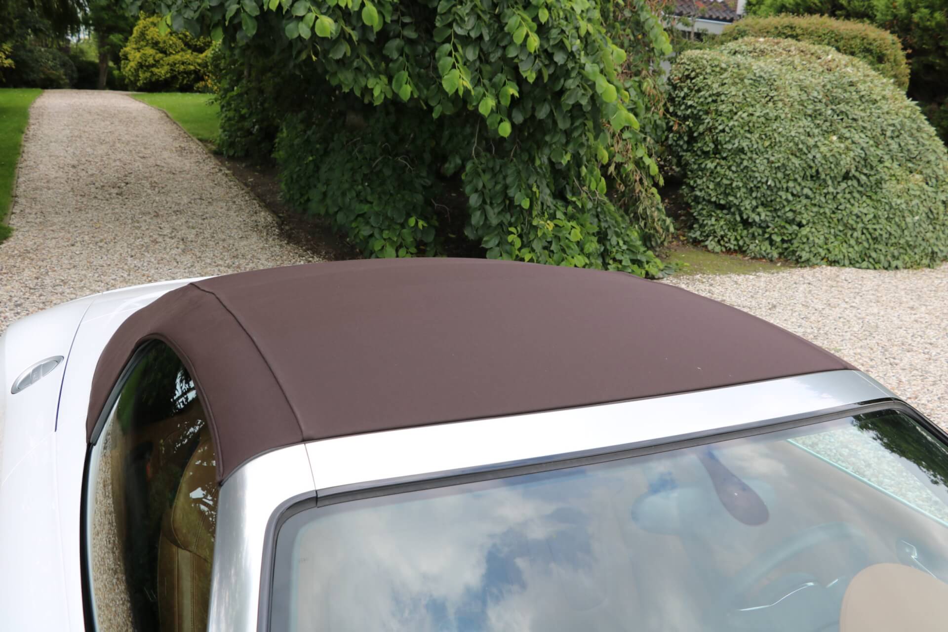 Real Art on Wheels | 2010 Audi R8 Spyder V10