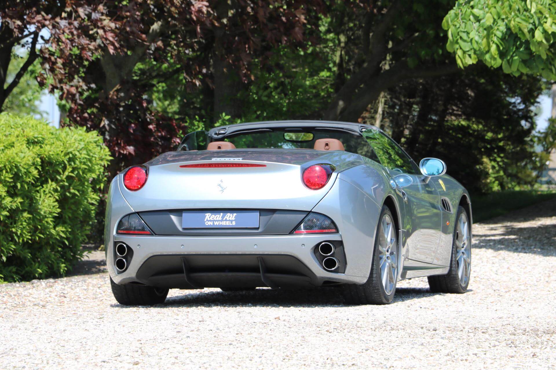 Real Art on Wheels | Ferrari California