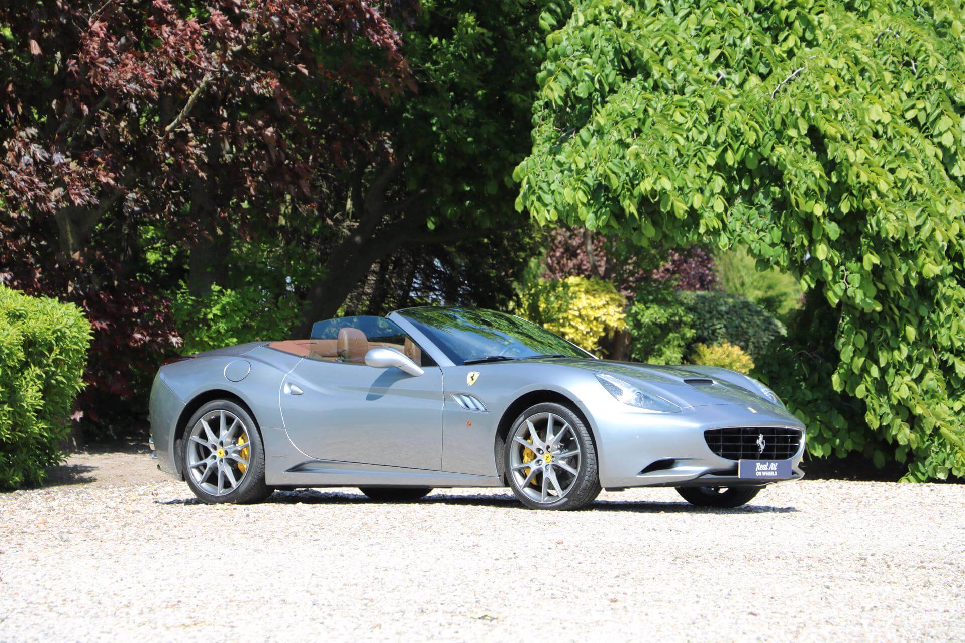 Real Art on Wheels | Ferrari California