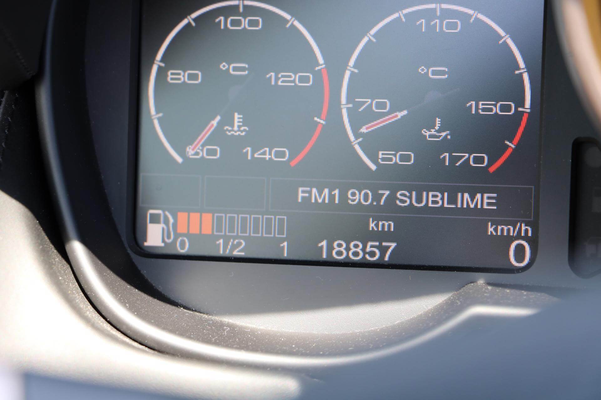 Real Art on Wheels | Ferrari California