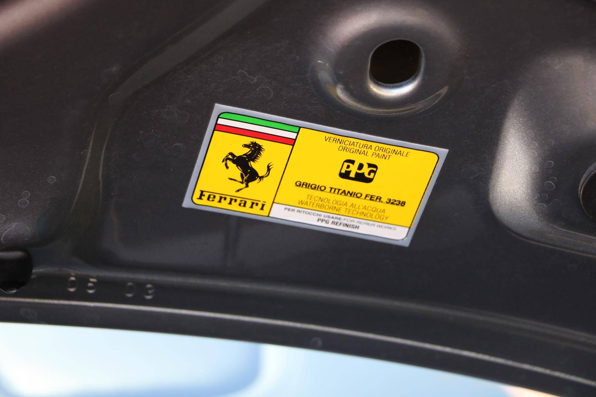 Real Art on Wheels | Ferrari California