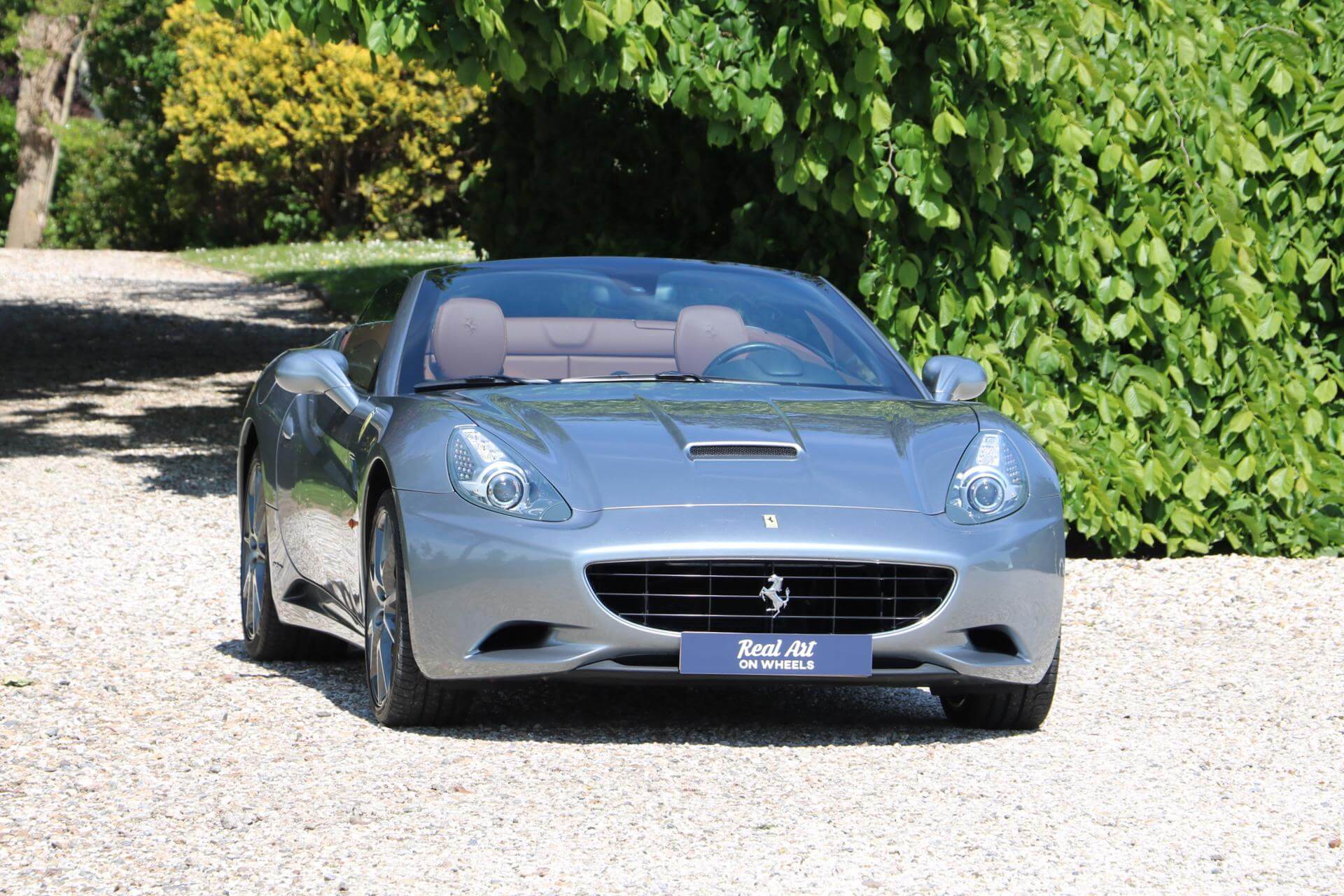 Real Art on Wheels | Ferrari California