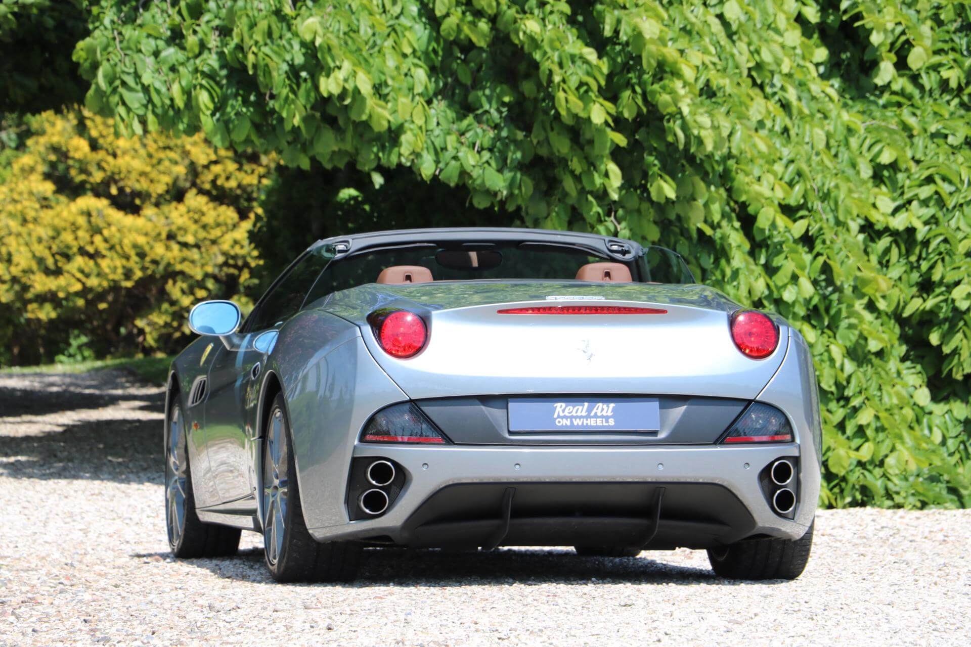 Real Art on Wheels | Ferrari California