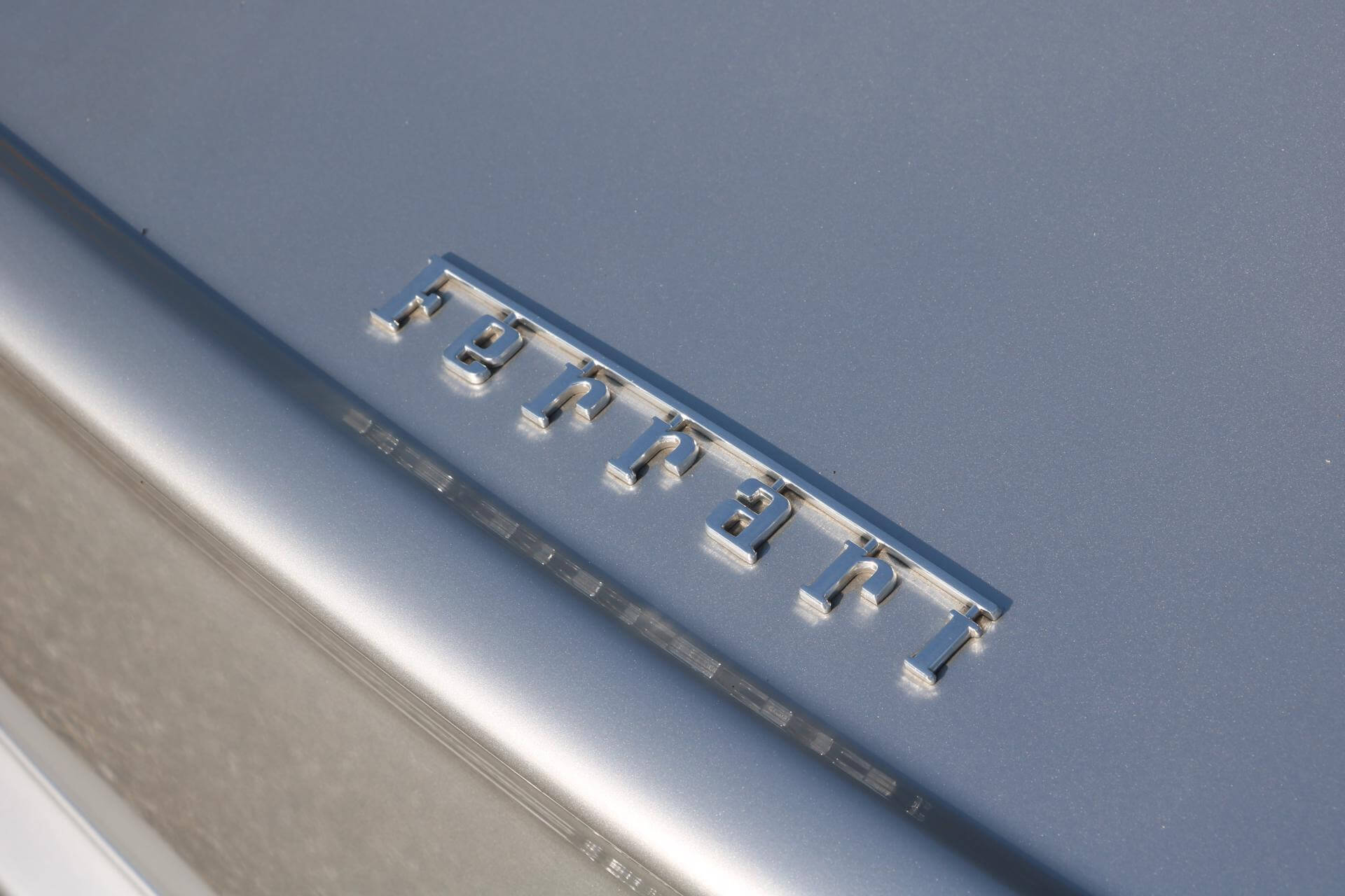 Real Art on Wheels | 1998 Ferrari 550 Maranello