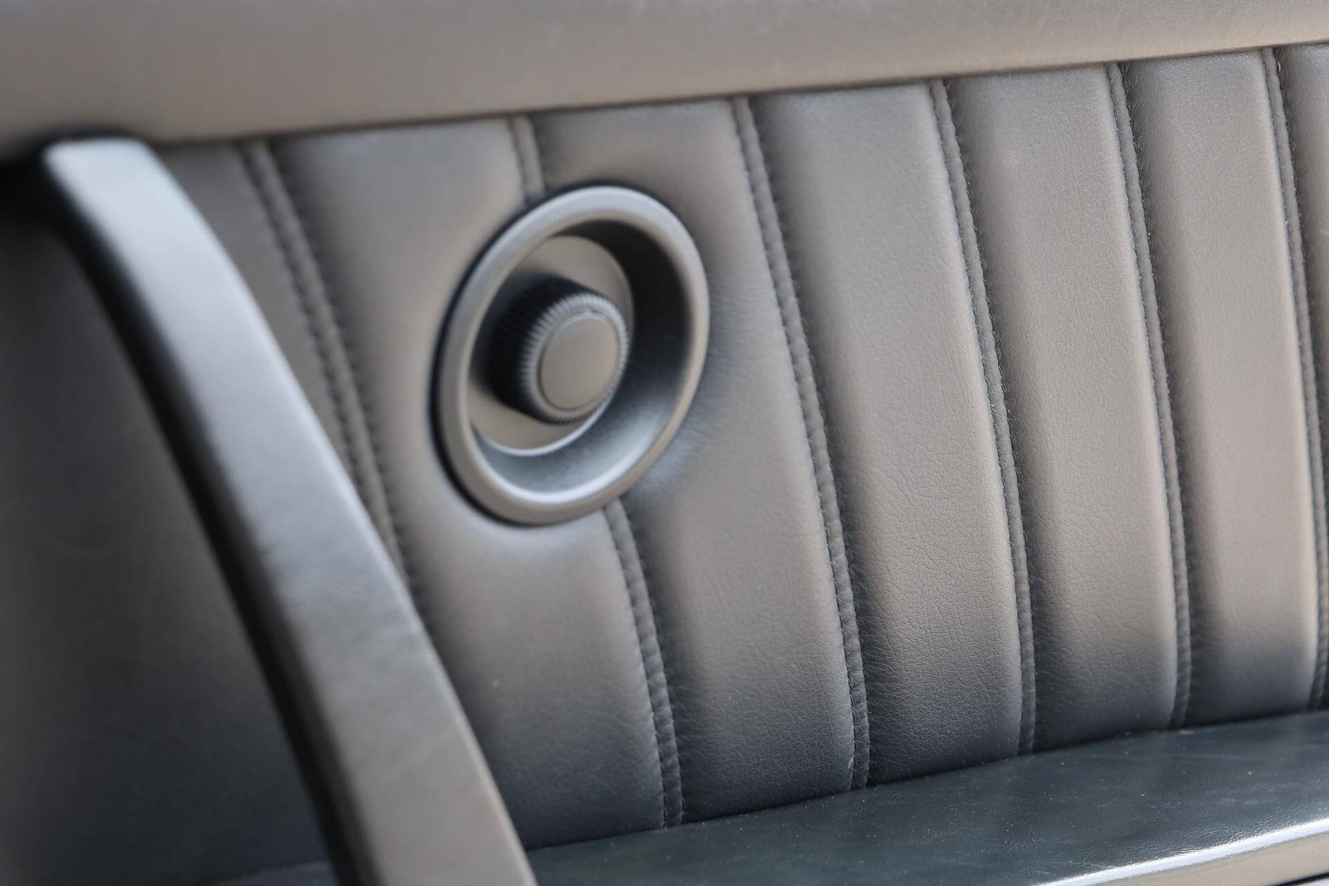 Real Art on Wheels | 1985 Porsche 911 Turbo