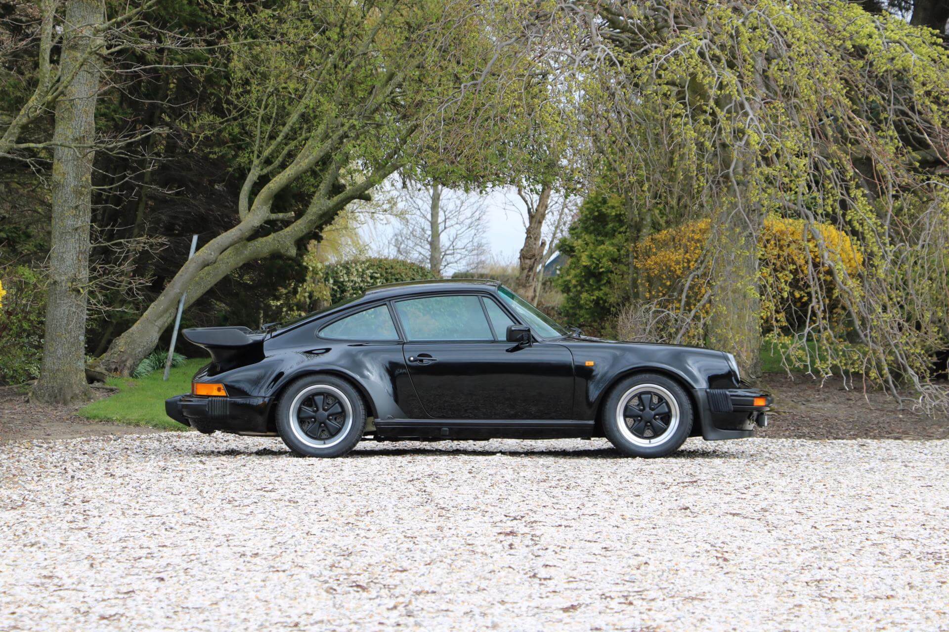 Real Art on Wheels | 1985 Porsche 911 Turbo