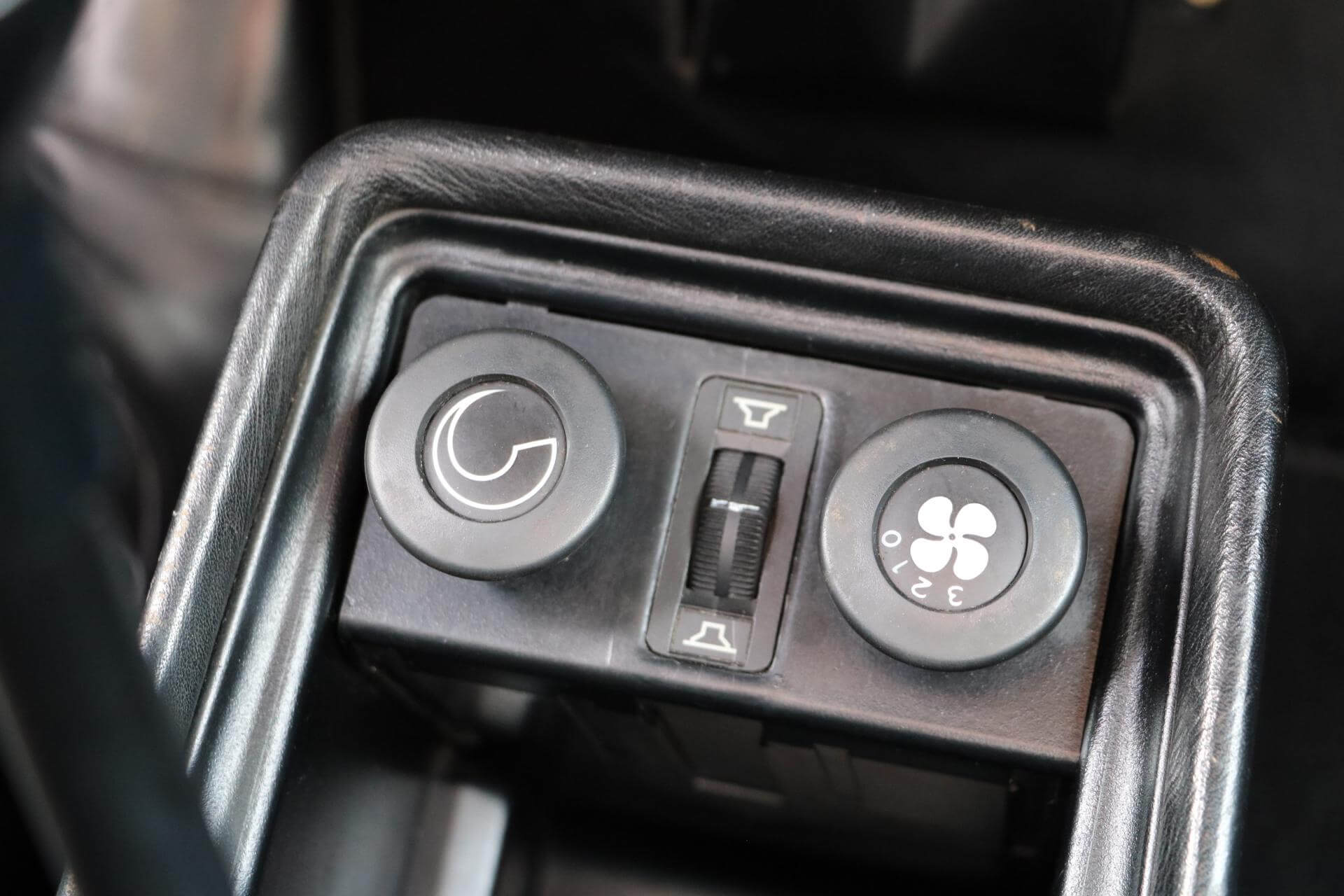 Real Art on Wheels | 1985 Porsche 911 Turbo