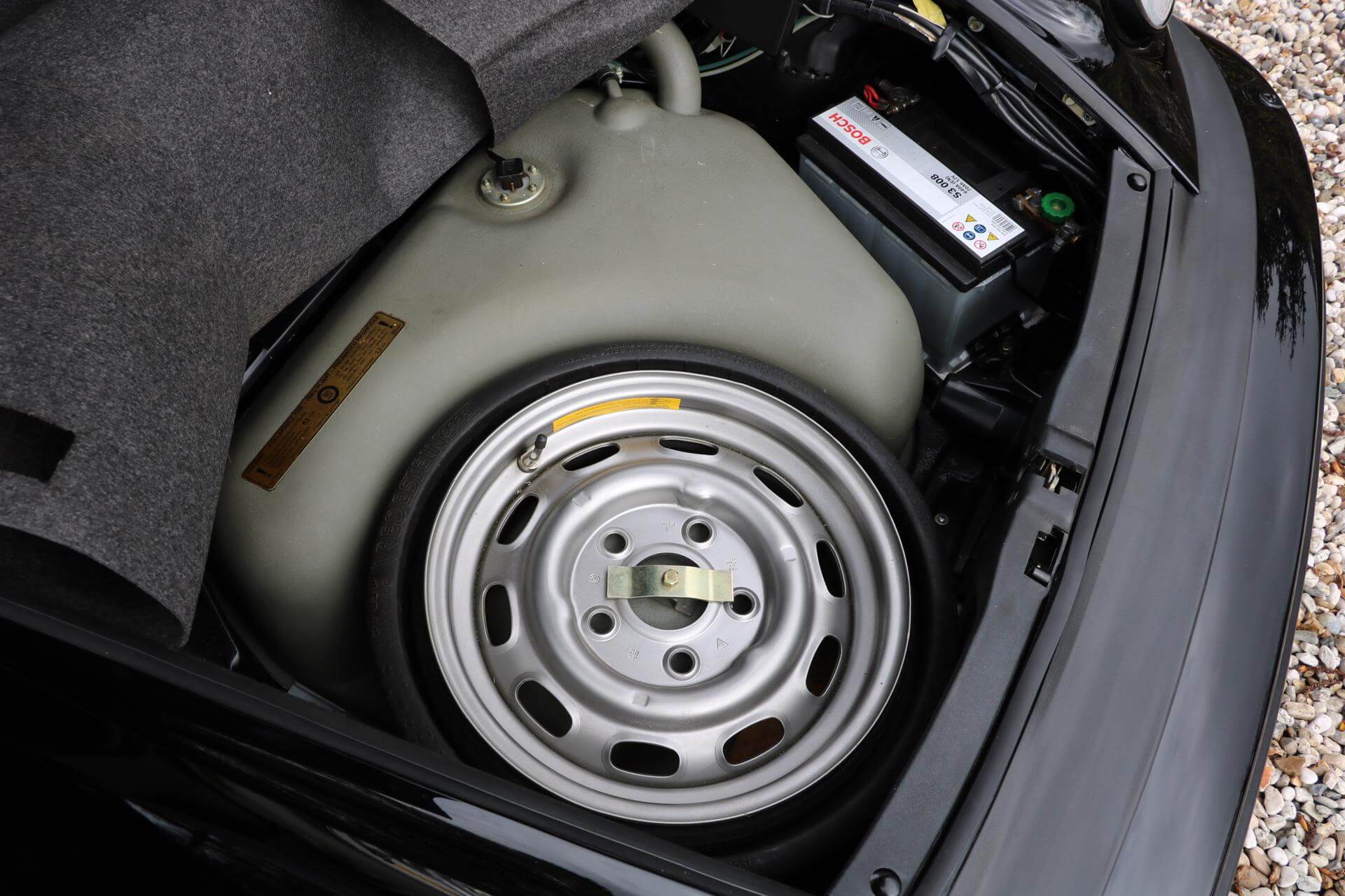 Real Art on Wheels | 1985 Porsche 911 Turbo